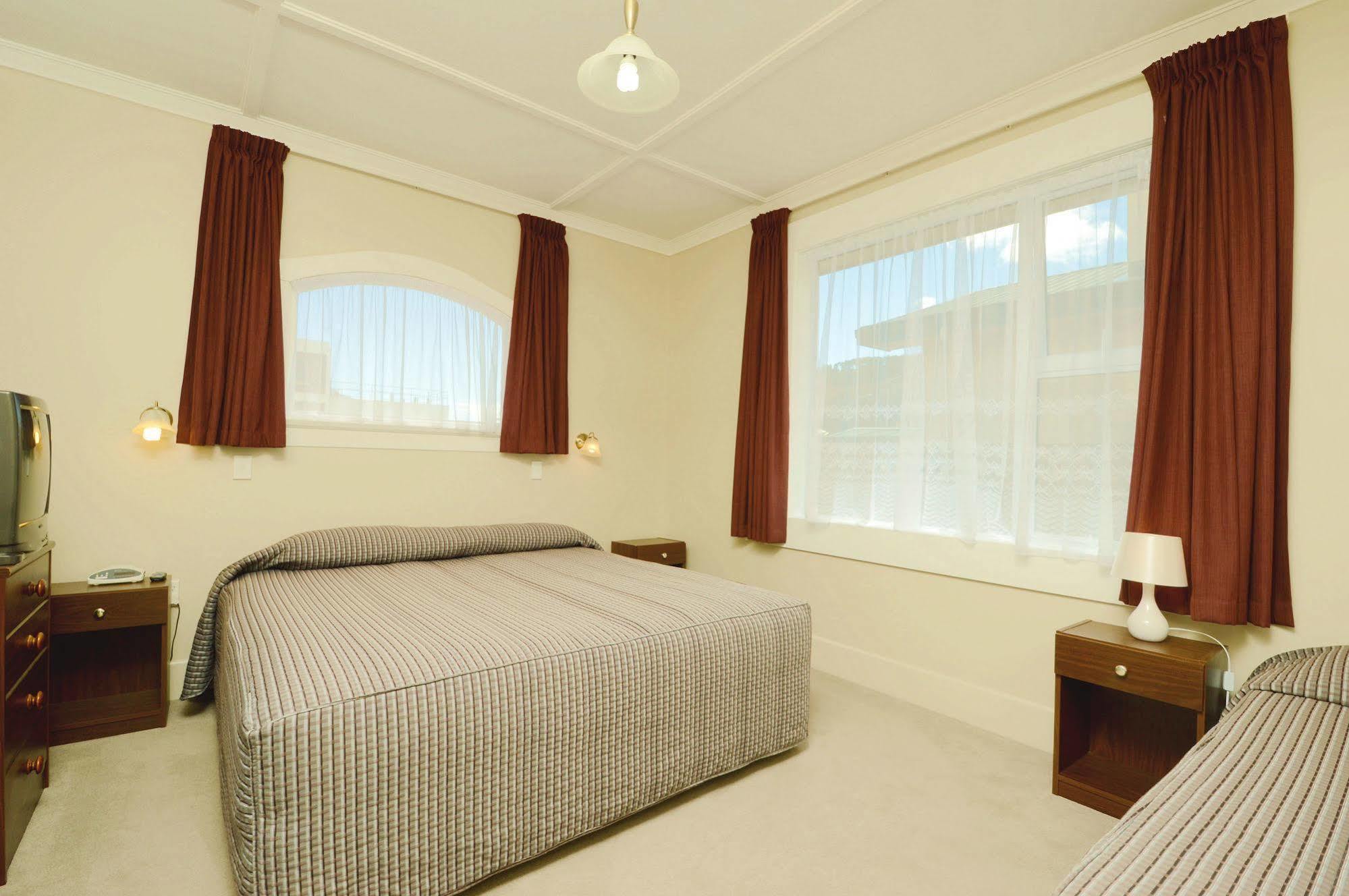 Tower Lodge Motel Инверкаргил Екстериор снимка